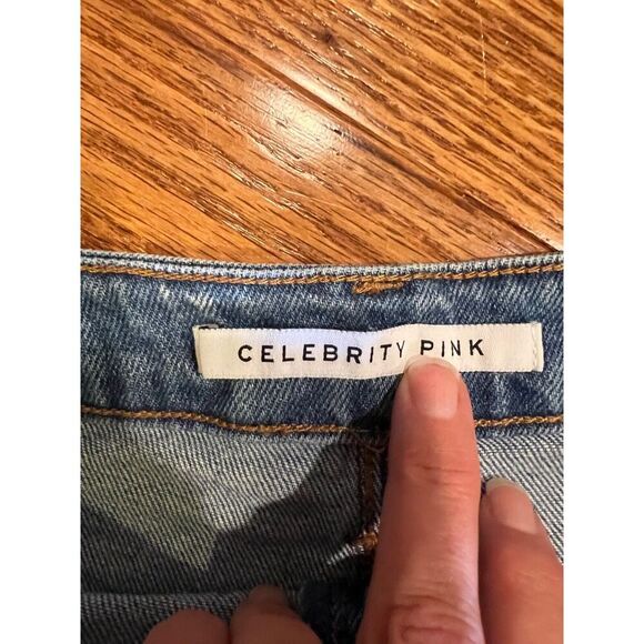 NWT Celebrity Pink High-Rise Frayed Cut Off Denim Jean Shorts 7/28 Daisy Dukes - Picture 2 of 5